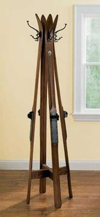 Ski coat rack Ski Coat Rack, Vintage Skis, Old Skis, Diy Coat Rack, Tree Coat Rack, Diy Coat, Coat Tree, Repurposed Items, Coat Racks