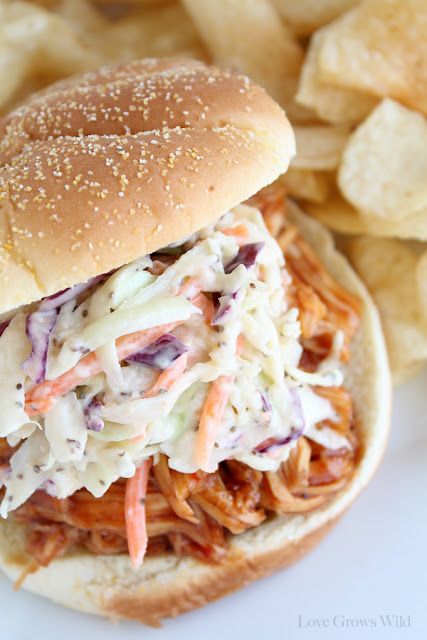 Easy Creamy Coleslaw recipe perfect for Summer parties and cookouts! The best coleslaw I've ever made! via LoveGrowsWild.com #recipe Creamy Coleslaw Recipe, Salad Kale, Creamy Coleslaw, Cole Slaw, Slaw Recipes, Coleslaw Recipe, Side Recipes, Summer Parties, Coleslaw