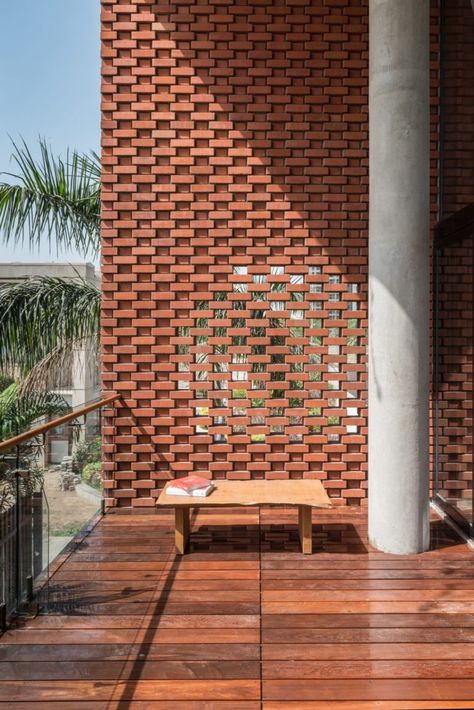 Brick Works, Brick Detail, Brick Art, Casa Country, Brick Architecture, Wall Exterior, Brick Facade, Brick Design, Brick Building