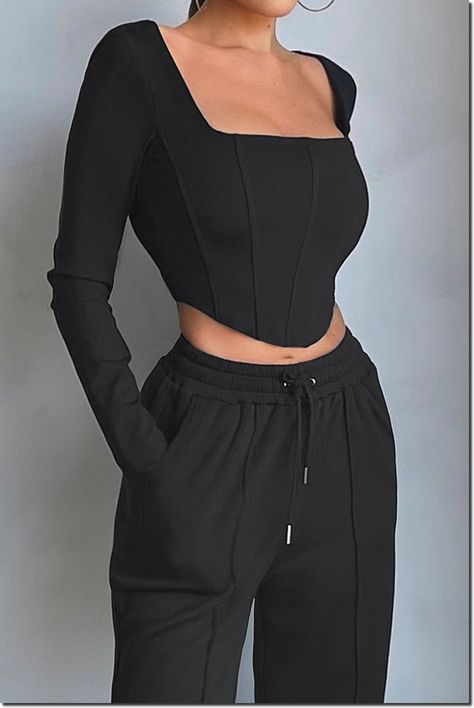 Black Corset Top Outfit, Wide Leg Trousers Outfit, Long Sleeve Corset Top, Long Sleeve Corset, Corset Top Outfit, Corset Fashion Outfits, Black Corset Top, Basic Instinct, Corset Outfit