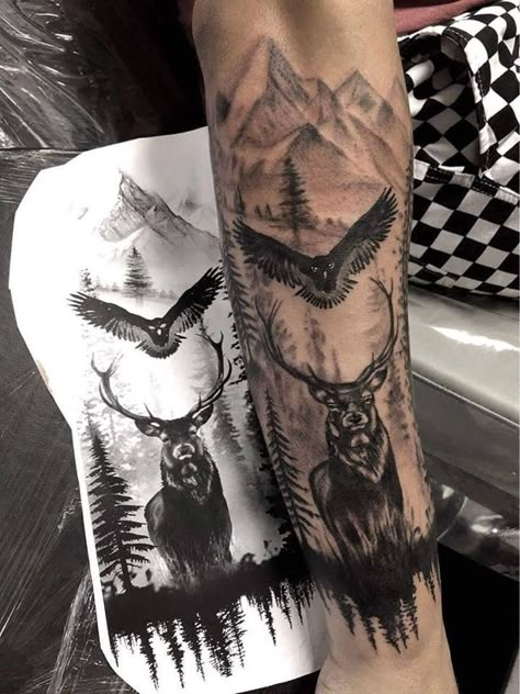 Black And Gray Sleeve Tattoo Women, Forest Tattoo Sleeve, Natur Tattoo Arm, Deer Tattoo Designs, Stag Tattoo, Hunting Tattoos, Tatuagem Masculina Pequena, Animal Sleeve Tattoo, Nature Tattoo Sleeve