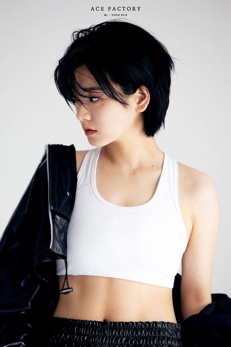 Korean Short Hairstyle, Lee Joo Young, Short Black Hair, Short Hairstyle, Black Hair, Short Hair, Crop Top, Bra, Sports