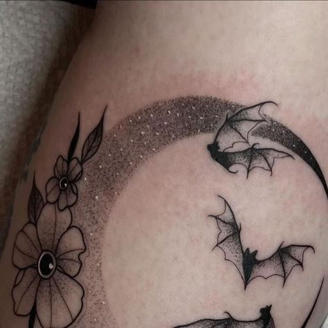 🌙𝕮𝖆𝖘𝖘𝖞 on Instagram: "🦇🌙🦇
.
.
.
#blackwork #blackworktattoo #dotworktattoo #dotwork #battattoo #bat #moon #moontattoo #floraltattoo #gothictattoo" Bat Moon Tattoo, Bat And Moon Tattoo, Bat Tattoo, Gothic Tattoo, Dot Work Tattoo, Blackwork Tattoo, Moon Tattoo, Blackwork, Bat