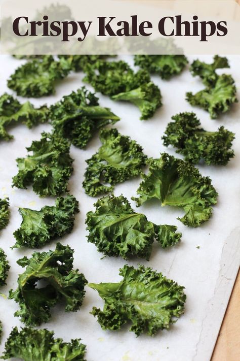 An oven tray of kale chips fresh out of the oven sitting on a wooden board. Crispy Kale, Honey Mustard Vinaigrette, Most Nutritious Foods, Iron Rich Foods, Sunday Meal Prep, Healthy Meal Delivery Service, Potato Chip, Veggie Bowl, Kale Chips