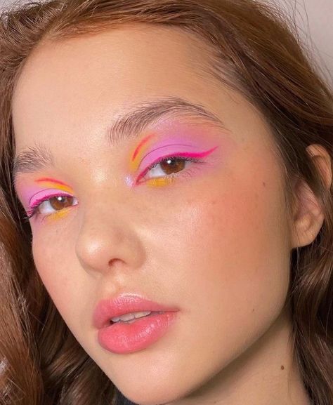 Pink Makeup Looks, Funky Makeup, Graphic Makeup, Pride Makeup, Colorful Eye Makeup, Creative Eye Makeup, Creative Makeup Looks, Eye Makeup Art, Pink Makeup