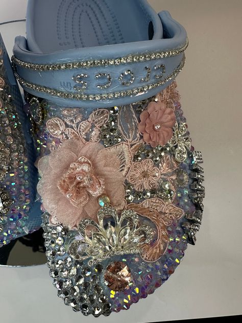 Decorating Shoes Ideas, Bedazzled Crocs Shoes, Croc Decor Ideas, Rhinestone Crocs Shoes Diy, Bling Out Crocs, Crocs Bedazzled, Blinged Out Crocs, Bedazzled Crocs Shoes Pink, Customized Diamond Crocs Shoes