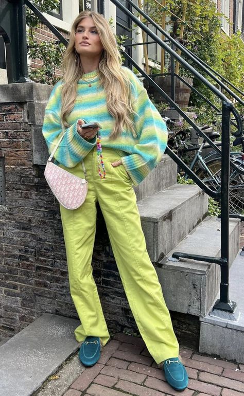 Colourful Pastel Outfits, Fun Pants Outfit Street Styles, Groovy Aesthetic Clothes, Dopamine Work Outfits, Colourful Clothing Aesthetic, Dopamine Outfits Aesthetic, Elegant Colorful Outfit, Maximalist Photography, Dopamine Fashion Aesthetic