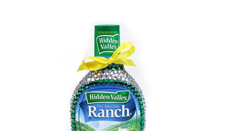 Jewel-Encrusted Hidden Valley Ranch Bottles Are a Real Thing #trends Ranch Dressing Fountain, Ranch Dressing Bottle, Bedazzled Bottle, Hidden Valley Ranch Dressing, Wedding Reception Activities, Crudite Platter, Buttermilk Ranch Dressing, Buttermilk Ranch, Hidden Valley Ranch