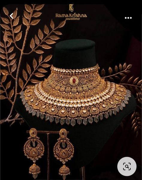 Heavy Bridal Jewellery Set, Gold Necklace Heavy Design, Indian Heavy Jewellery, Heavy Choker Necklace Gold, Heavy Jewellery Designs, Gold Necklace Set Simple Indian Bridal, Heavy Necklace Indian Bridal Jewelry, Heavy Necklace Designs, Heavy Diamond Necklace Set Bridal