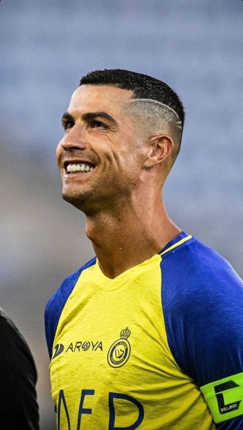 Christian Ronaldo Haircut, Christiano Ronaldo Hair, Cr7 Haircut, Ronaldo New Hairstyle, Ryan Reynolds Haircut, Cristiano Ronaldo Haircut, Ronaldo Hair, Cristiano Ronaldo Hairstyle, Ronaldo Haircut