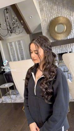 Recognition Hairstyles For Long Hair, Hairstyles For Long Hair For Graduation, Prom Hairstyles Asian Hair, Hairstyles For Recognition Day, Hair Do Graduation, Graduation Day Hairstyles, Recognition Hairstyles, Damas Hairstyles, Peinados De Graduacion Suelto