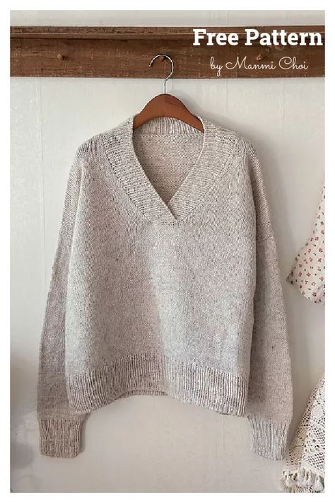 V Neck Sweater Pattern, Ravelry Knitting Free, Sweater Free Knitting Pattern, Free Knitting Patterns For Women, Ladies Cardigan Knitting Patterns, Ravelry Knitting, Knitting Patterns Free Sweater, Jumper Knitting Pattern, Jumper Patterns