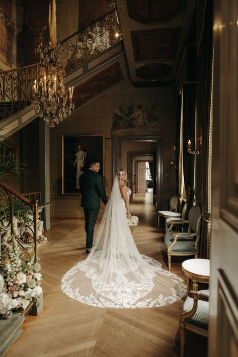 Wedding day at Slot Zeist | Utrecht, Netherlands Dutch Wedding Traditions, Amsterdam Wedding, Utrecht Netherlands, Wedding Venue Locations, Enchanting Wedding, Wedding Gallery, Wedding Pics, Hotel Wedding, Utrecht