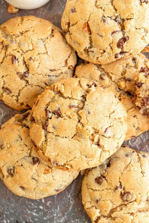 Levain Chocolate Chip Cookie (Copycat) Recipe - Dinner, then Dessert Chicken Bacon Recipes, Thick Cookies, Cranberry Bliss Bars Starbucks, Bakery Chocolate Chip Cookies, Chocolate Chip Walnut Cookies, Cranberry Bliss Bars, Dinner Then Dessert, Levain Bakery, Chewy Cookies