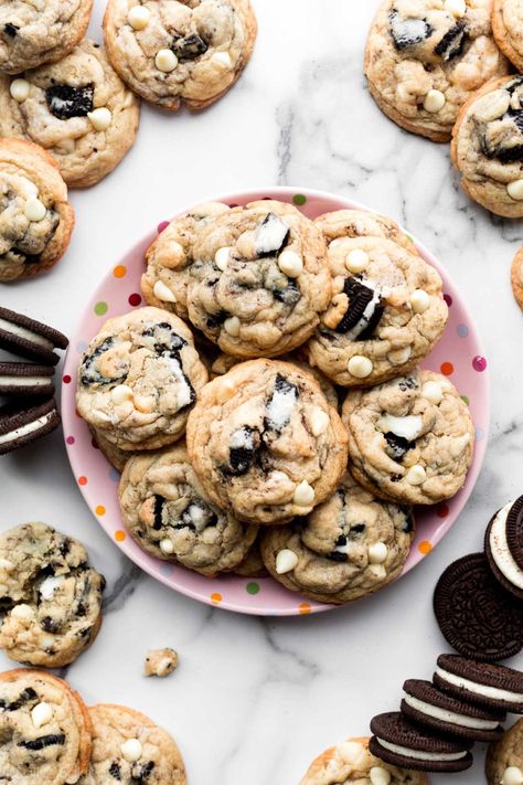 Cookies With White Chocolate, Cream Cheese Sugar Cookies, Oreo Cream, Cream Cookies, Sally's Baking, Frozen Cookies, White Chocolate Chip Cookies, Cookie Spread, Crinkle Cookies