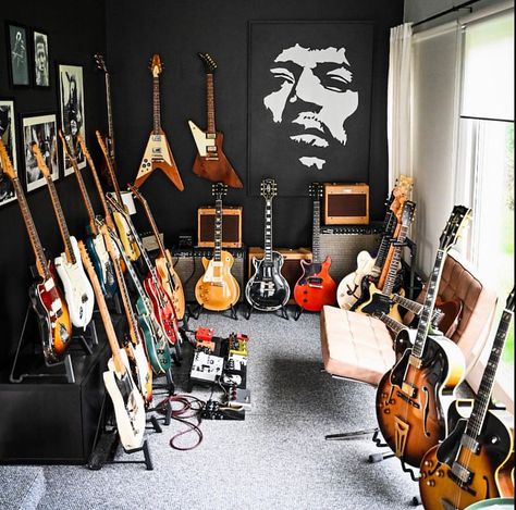 33+ Guitar Room Ideas That Hit The Right Note in 2023 | Houszed Guitar Room Man Cave, Guitar Room Ideas, Gear Room Organization, Guitar Room Decor, Small Music Room, Room Aesthetic Grunge, Room Ideas Small Spaces, Room Aesthetic Dark, Musician Room