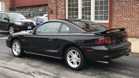 1998 Mustang Gt, 1998 Mustang, 1998 Ford Mustang, Ford Mustang Gt, Mecum Auction, Mustang Gt, Alloy Wheel, Automatic Transmission, Ford Mustang