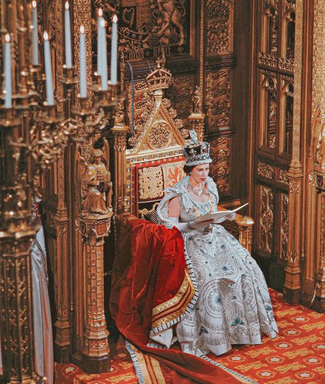 British Royalty Aesthetic, Queens Coronation, Queen's Coronation, Royal Families Of Europe, Sala Grande, English Royalty, Royalty Aesthetic, Royal Aesthetic, Elisabeth Ii