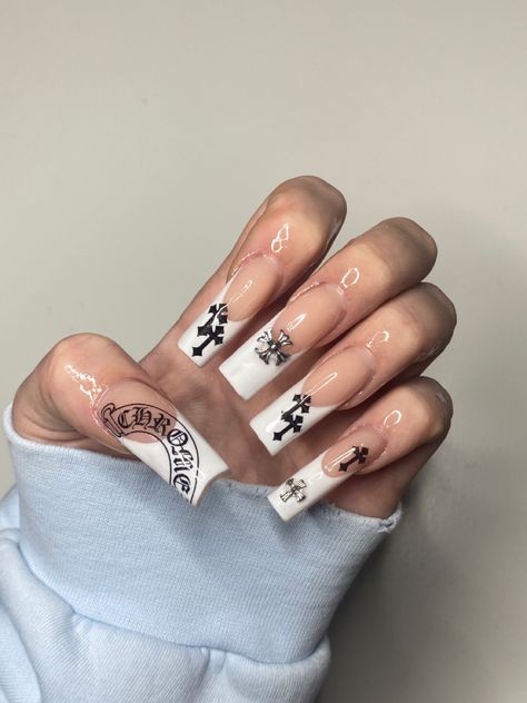 Square Acrylic Nails Chrome Heart, Black Cross On Nails, Crosses Nail Art, Chrome Cross Nails Designs, Chrome Hearts French Tip Nails, French Nails With Cross, Black Nails With Cross Design, Black Chrome Heart Nails, Playboi Carti Nails