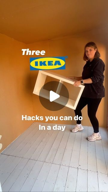 Padded Bench Seat, Diy House Makeover, Kallax Unit, Easy Ikea Hacks, Supermarket Design Interior, Ikea Kallax Hack, Tv Unit Interior Design, Easy Ikea Hack, Supermarket Design