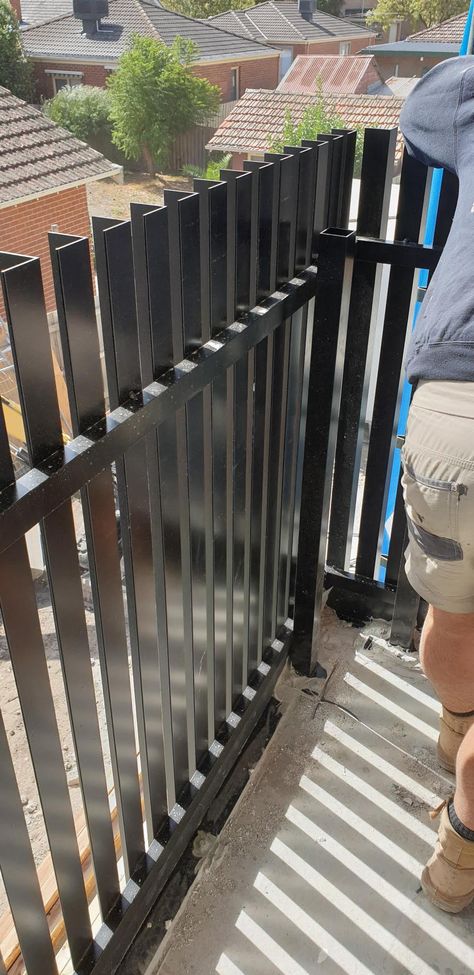 Vertical modern picket powder coated metal garden black angle slat aluminum fencing| Alibaba.com All Season Room, Aluminum Fencing, Aluminum Decking, Garden Privacy, Fence Slats, Barn Garage, Security Fence, Steel Fence, Fence Styles