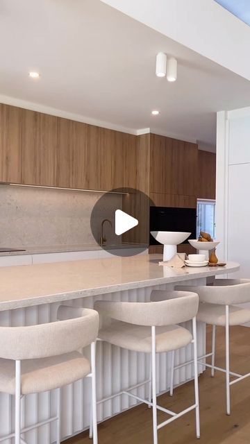 Porta | Know and Love Timber on Instagram: "Crushing on the tactile finishes in this stunning kitchen from @studio.lux.interiors . Beautiful, scalloped timber panelling adds subtle texture to the space.   Styling/Repost: @studio.lux.interiors Design: @fusion_pd  Build: @creativestructuresadl  Timber Panelling: Porta Contours, Valley   #portacontours #timberliningboards #kitchenrenovations #diyrenovation #portadiy #australianinteriors #australianinteriordesign #sustainabletimber #australianmanufacturer #supportlocalaustralia" Porta Timber, Timber Kitchen, Australian Interior Design, Timber Panelling, Stunning Kitchens, Diy Renovation, Interiors Design, Subtle Textures, Interior Design Styles