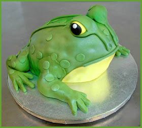 Frog Hopper Glen: Eighteen Frog-shaped Cakes: Leaping Loads of Fun! Cake Decorating Tutorials, Frog Birthday Party, Frog Cake, Baby Frog, Frog Theme, Animal Cakes, A Frog, Special Cake, Novelty Cakes