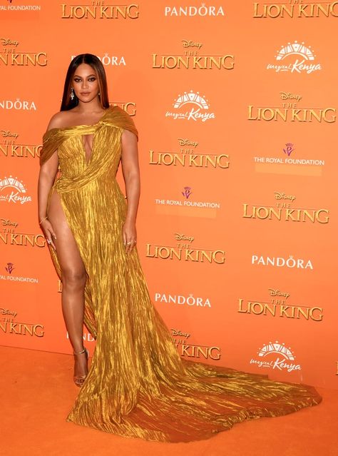 Beyoncé in July 2019 Beyonce Red Carpet, King B, Blue Ivy Carter, Beyonce Knowles Carter, Beyonce Style, Laverne Cox, Beyonce And Jay Z, Beyonce Queen, Beyonce And Jay