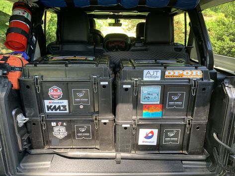 Front Runner Wolf Pack Storage / Steel Latch Mod | 2018+ Jeep Wrangler Forums (JL / JLU) - Rubicon, Sahara, Sport, Unlimited - JLwranglerforums.com Tactical Room, Tarp Poles, Jeep Wrangler Forum, Collapsible Bucket, Moving Blankets, 2018 Jeep Wrangler, Camping Needs, Bug Out Vehicle, Camping Pillows