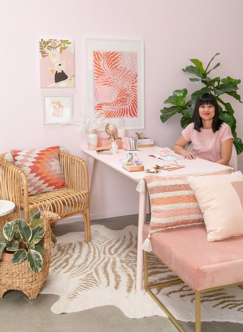 Styling a Blush and Coral Office / via Oh Joy! Addi Core, Coral Office, Pink Home Office, Bedroom Office Space, Pink Gallery Wall, Pink Office Chair, Light Pink Walls, Girly Office, Cool Office Space