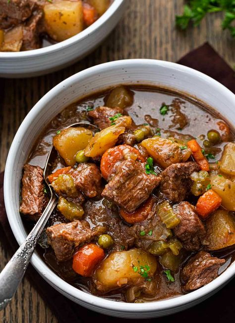 Crock Pot Beef Stew is loaded with tender beef, hearty vegetables, and a flavorful broth for a dish that is the ultimate comfort food. After browning the meat, simply toss all of the ingredients in your slow cooker to simmer all day. There's nothing quite like coming home to a fully cooked meal, especially after a busy day! Crock Pot Stew Meat Recipes, Tender Beef Stew, Beef Vegetable Stew, Crock Pot Beef Stew, Easy Delicious Meals, Stew With Potatoes, Beef Stew Meat Recipes, Stew Recipes Crockpot, Crock Pot Vegetables