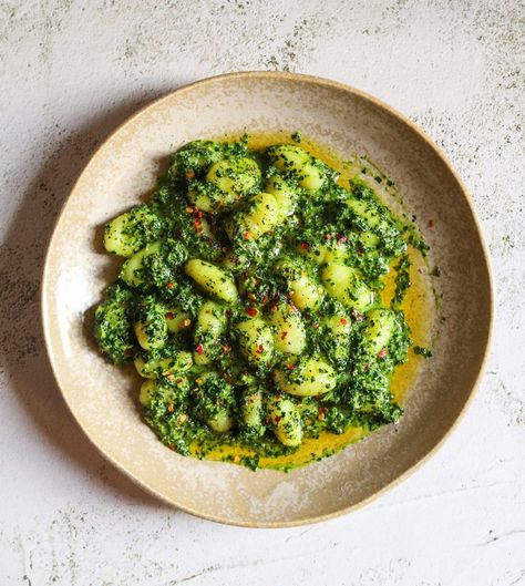 Winter Gnocchi, Green Gnocchi, Gnocchi Lemon, Creamy Pesto Gnocchi, Cavolo Nero Recipe, Kale Gnocchi, Pesto Gnocchi, Tuscan Kale, Green Pesto