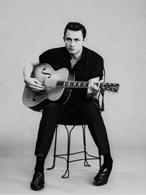 Johnny Cash... click then click again for LGE pic Johnny Cash Lyrics, Johnny Cash Quotes, Johnny Cash June Carter, June Carter Cash, Johnny And June, Country Music Singers, Johnny Cash, I Love Music, Country Singers