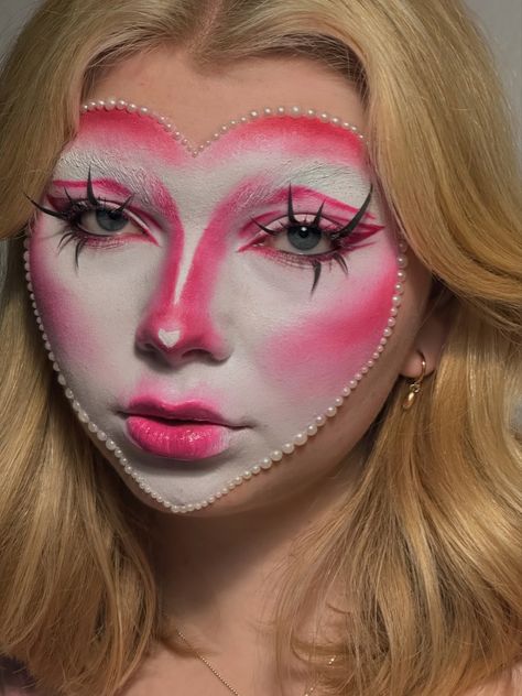 Love Heart Makeup Looks, Heart Mask Makeup, Face Heart Makeup, Valentine’s Day Clown Makeup, Barbie Clown Makeup, Heart Clown Makeup Aesthetic, Heart Shaped Clown Makeup, Heart Face Clown Makeup, Pink Heart Makeup Look