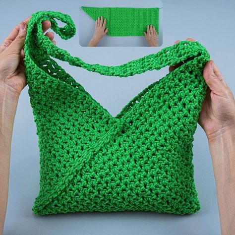 Rectangle Crochet Bag, Crochet Bag Easy Simple, Simple Crochet Bags For Beginners, Crochet Rectangle Bag, Diy Sac Crochet, Simple Crochet Bag, Crochet Bag Easy, Sac Granny Square, Pochette Portable