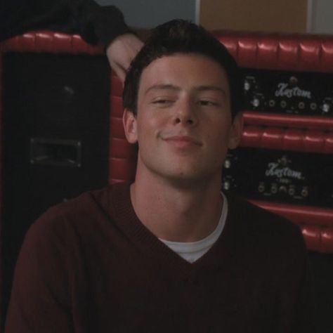 Finn Glee, Lea And Cory, Blaine And Kurt, Finn Hudson, Glee Fashion, Cory Monteith, Glee Cast, Glee, Real People