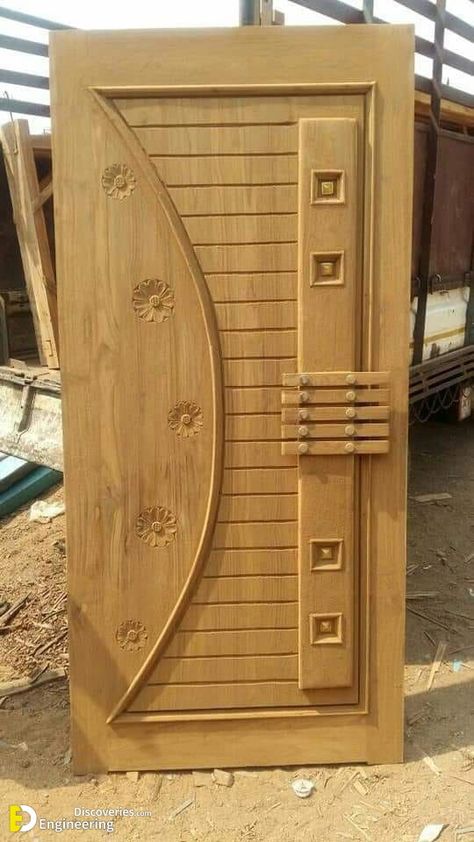 Wooden Main Door Design Ideas - Engineering Discoveries Wooden Gate Designs, Main Door Design Photos, Latest Door Designs, Flush Door Design, House Front Door Design, Brick Works, House Main Door Design, Single Door Design, Door Design Photos