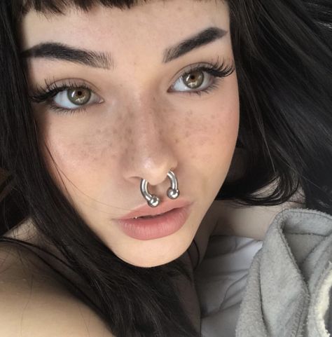 Septum Piercing Gauges, 8 Gauge Septum, Punk Septum Piercing, Gauged Septum Piercing, Stretched Septum Pincher, Huge Septum Piercing, Stretched Septum Aesthetic, Septum Piercing Stretched, Stretched Septum 10g