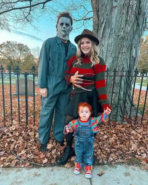 Halloween Costume Ideas For Family Of Four, Halloween 2023 Costumes Family, Fam Halloween Costumes, Matching Halloween Costumes For Family Of 3, Hollween Costumes For Family, Family Chucky Costumes, Costumes For 3 People Family, Family Costumes With One Year Old, Family Halloween Costumes Of 3