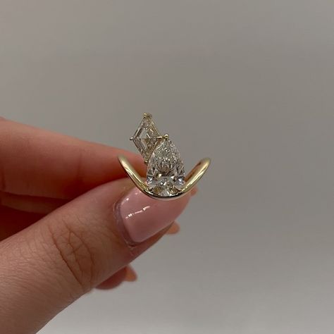 Shahla Karimi | The 2-Stone Pear Ring With Lozenge on a curved band 💎 . . . . . . #diamonds #diamondring #engaged #engagementring #nontraditional #unique … | Instagram Futuristic Engagement Ring, Star Shaped Engagement Ring, Irregular Engagement Ring, Unique Modern Engagement Rings, Lozenge Engagement Ring, Silver Engagement Rings Unique, Fae Jewelry, Ugly Engagement Rings, Two Stone Engagement Ring Unique