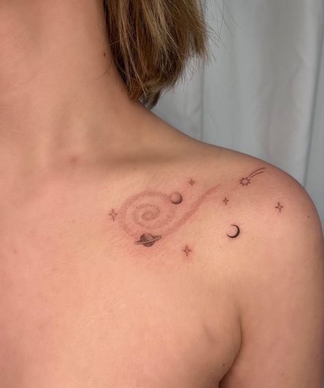 Star Tattoo On Shoulder, Girly Hand Tattoos, Tatuaje Studio Ghibli, Venus Tattoo, Sky Tattoos, Planet Tattoos, Sharpie Tattoos, Galaxy Tattoo, Theme Tattoo