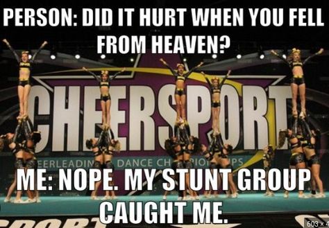 Cheer Memes Funny, Cheerleading Memes, Funny Cheer Quotes, Cheer Motivation, Cheer Flexibility, Famous Cheerleaders, Cheer Funny, Cheer Flyer, Cheer Team Pictures