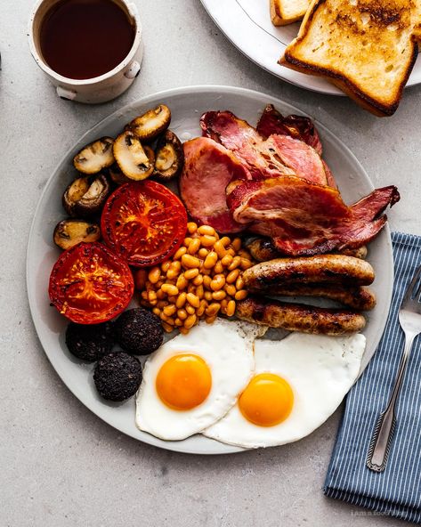 How to make a full english breakfast | www.iamafoodblog.com