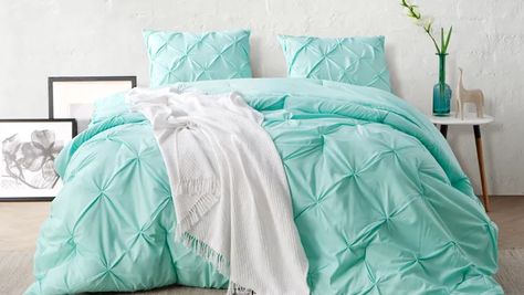 Bedding choices: Find your dream bed in comfort and layers Light Grey Bedding, Dorm Bedding Twin Xl, College Bedding, Dorm Room Bedding, Twin Xl Comforter, Gray Duvet Cover, Bed Comforter Sets, Twin Xl Bedding, Bedding Stores