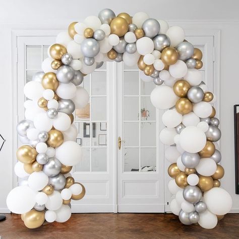 Balloon Arch Entryway, Gold And Silver Balloon Arch, Balloon Arch With Backdrop, Balloon Decorations Arch, Arch Balloons Decoration, Gold And White Balloon Arch, White Gold Balloon Arch, White And Gold Balloon Arch, Balloon Arch White