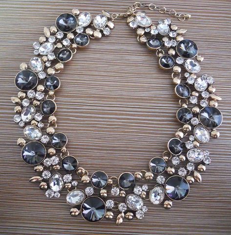 Statement Collar Necklace, Crystal Statement Necklace, Rhinestone Statement Necklace, Collar Choker, Statement Bib Necklace, Trendy Necklace, Crystal Choker Necklace, Crystal Choker, Trendy Necklaces