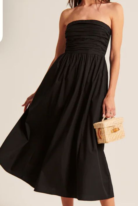 Strapless Midi Dress Formal, Feminine Strapless Summer Midi Dress, Zara Chic Strapless Midi Dress, Chic Strapless Cotton Dress, Strapless Dress Casual, Chic Black Strapless Midi Dress, Black Strapless Cotton Dress, Black Strapless Midi Dress, Tube Midi Dress