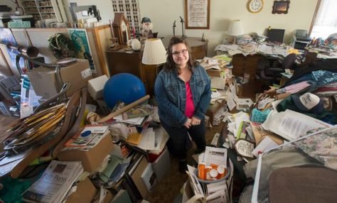 How the Show "Hoarders" Has Helped Real Life Hoarders Mold Remediation, Removal Company, Junk Removal, Messy Room, Pekanbaru, Mold Remover, Joanna Gaines, Design Living Room, Organizing Your Home