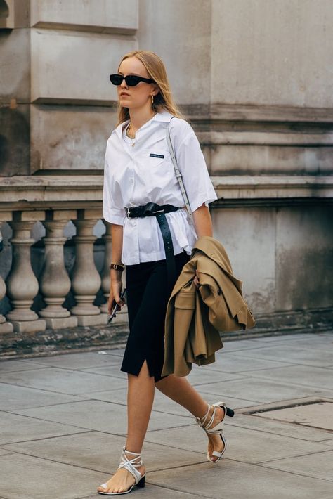 LFW Day 3 Alexandra Carl, 2020 Street Style, Fashion London, London Fashion Week Street Style, Fashion Week Spring 2020, Popsugar Fashion, Streetstyle Fashion, Trendy Street Style, Street Style Trends