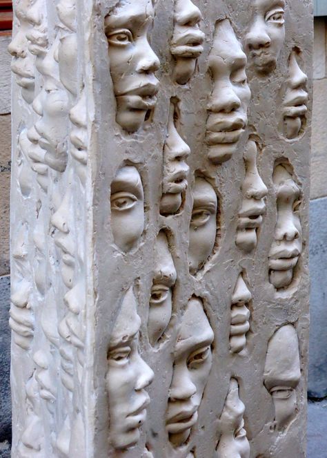 Sculpting With Clay, Portrait Sculpture Faces, Relief Sculpture Ideas, Ceramic Portraits, Sculpture Relief, Ceramic Sculpture Figurative, Relief Art, Sculpture Art Clay, Relief Sculpture